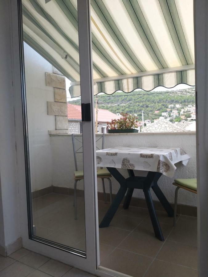 Apartment Milka Vinjerac Bagian luar foto